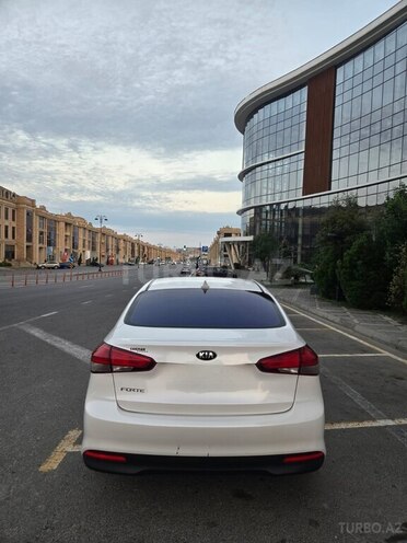 Kia Forte 2017, 84,200 km - 2.0 l - Bakı
