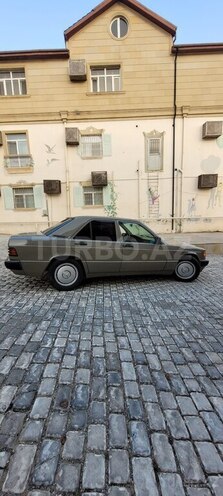 Mercedes 190 1992, 297,561 km - 2.0 л - Bakı
