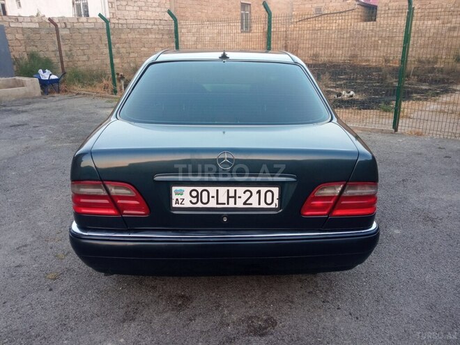 Mercedes E 230 1996, 211,251 km - 2.3 l - Bakı