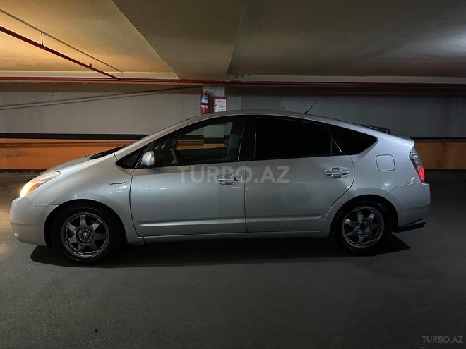 Toyota Prius-3