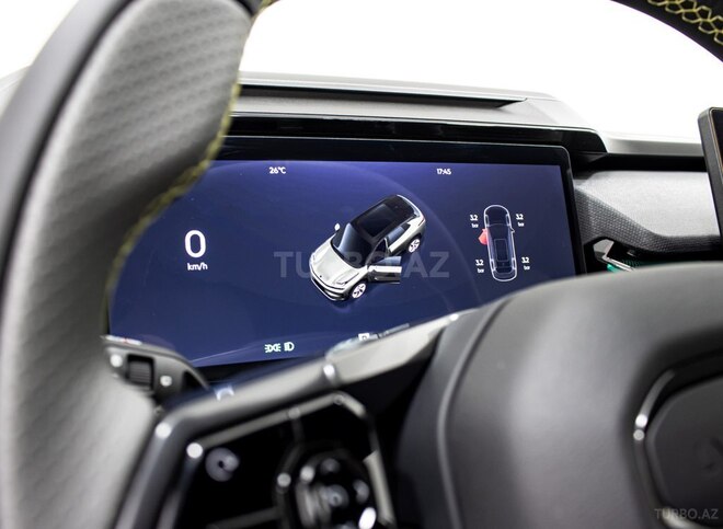 Lynk & Co 08-16
