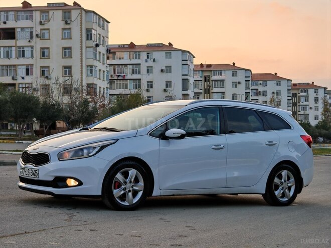Kia  2013, 224,000 km - 1.6 l - Bakı