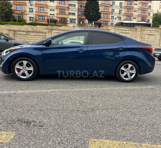 Hyundai Elantra 2015, 104,500 km - 1.8 л - Bakı