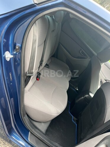 Hyundai Elantra 2015, 104,500 km - 1.8 л - Bakı