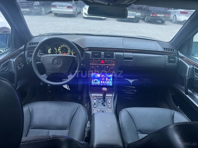 Mercedes E 290 1997, 306,500 km - 2.9 l - Bakı
