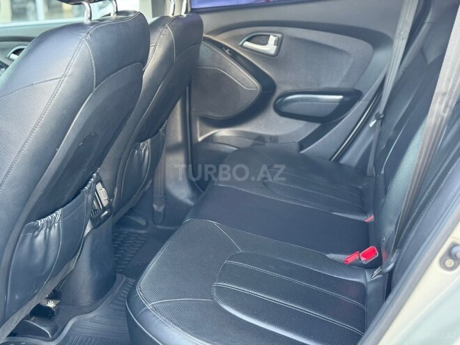Hyundai ix35-11