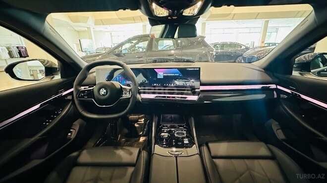 BMW 520-2