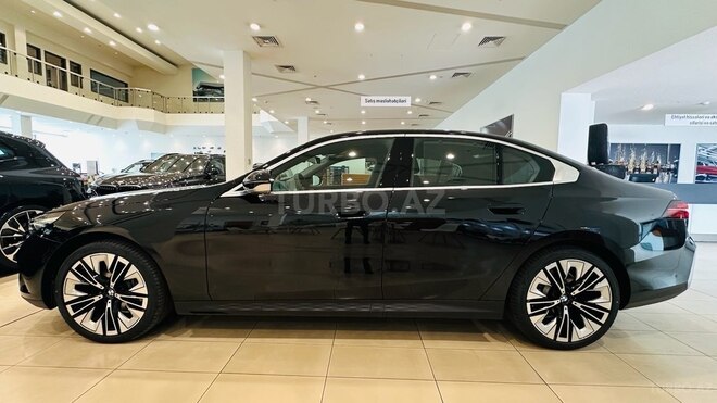 BMW 520-8