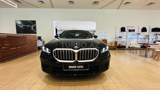 BMW 520-1