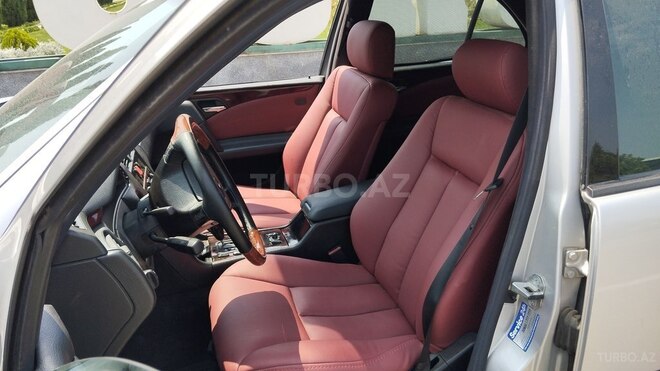 Mercedes E 240 1997, 330,830 km - 2.4 l - Gəncə