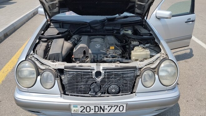 Mercedes E 240 1997, 330,830 km - 2.4 l - Gəncə