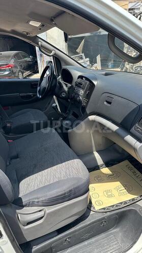 Hyundai H-1 2009, 294,000 km - 2.5 l - Bakı