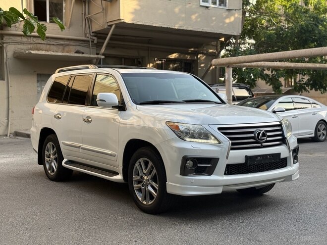 Lexus LX 570 2013, 323,000 km - 5.7 l - Bakı