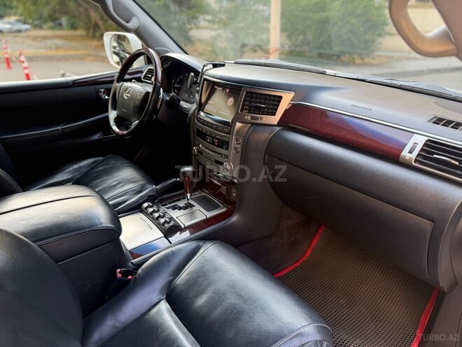 Lexus LX 570 2013, 323,000 km - 5.7 l - Bakı