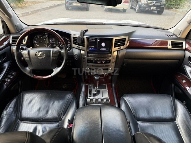 Lexus LX 570 2013, 323,000 km - 5.7 l - Bakı