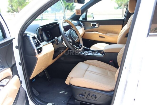 Kia Sorento 2023, 27,300 km - 1.6 l - Bakı