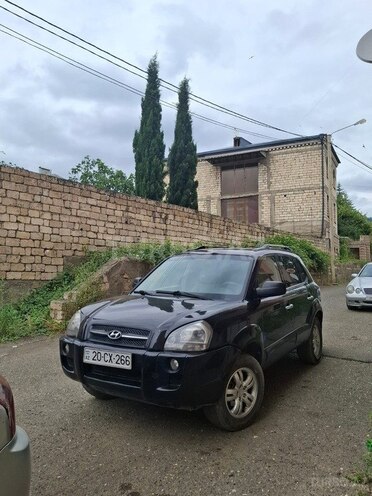 Hyundai Tucson 2006, 235,353 km - 2.0 l - 