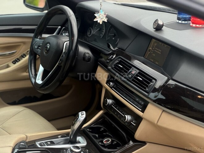 BMW 528 2013, 175,000 km - 2.0 л - Gəncə