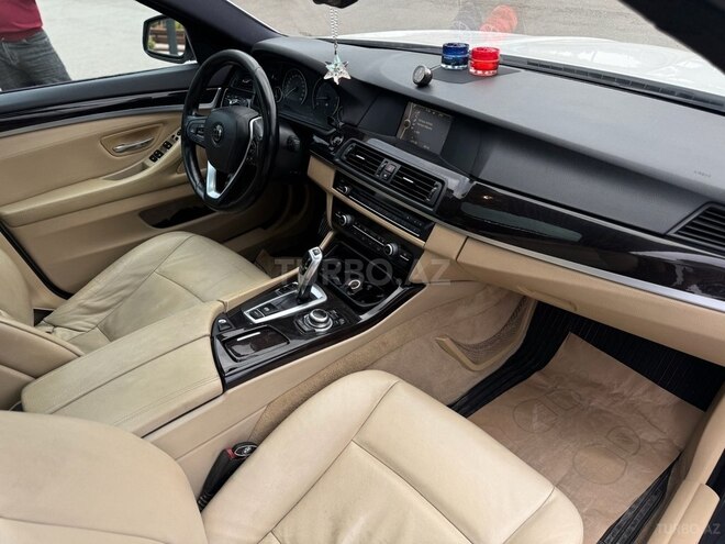 BMW 528 2013, 175,000 km - 2.0 л - Gəncə