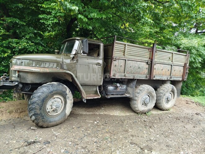 Ural 4320 1981, 102,683 km - 11.0 l - Zaqatala