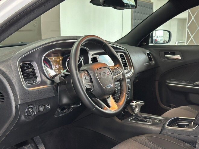 Dodge Charger-8
