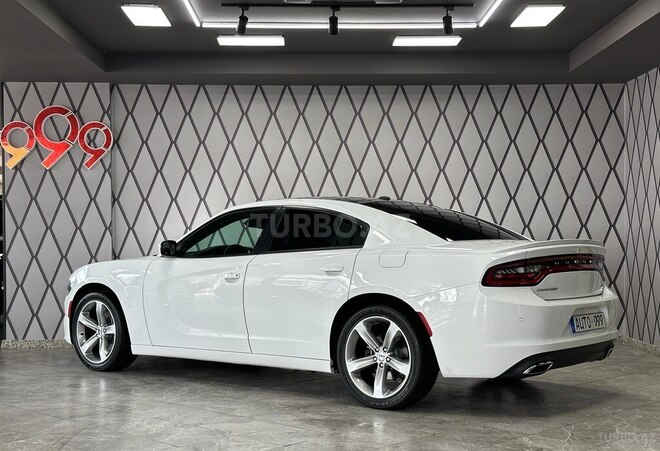 Dodge Charger-7