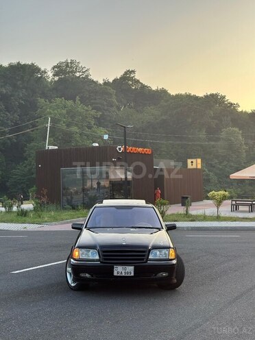 Mercedes C 230 1998, 402,000 km - 2.3 l - Zaqatala
