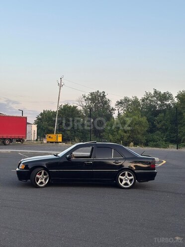 Mercedes C 230 1998, 402,000 km - 2.3 l - Zaqatala