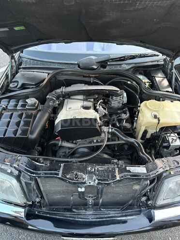 Mercedes C 230 1998, 402,000 km - 2.3 l - Zaqatala
