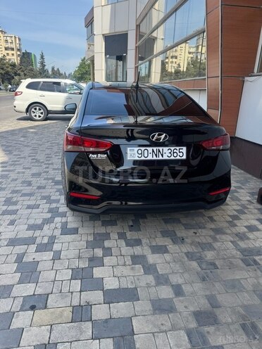 Hyundai Accent 2021, 175,000 km - 1.6 л - Bakı