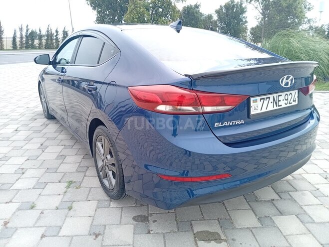 Hyundai Elantra 2017, 165,762 km - 2.0 l - Bakı