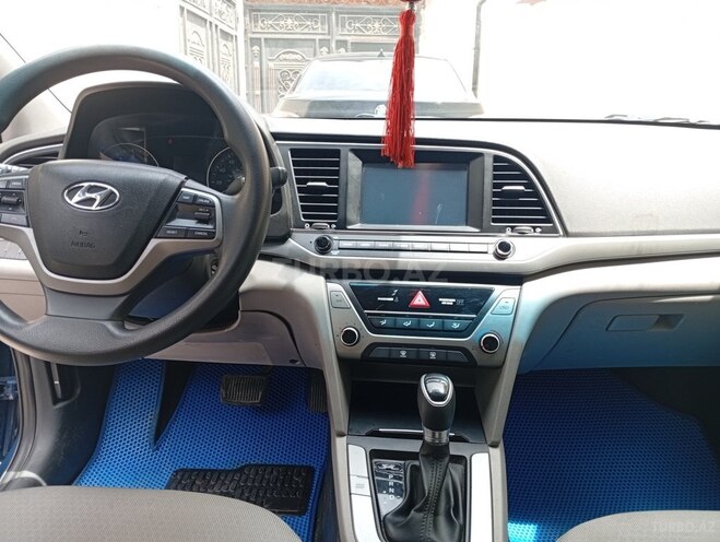 Hyundai Elantra 2017, 165,762 km - 2.0 l - Bakı