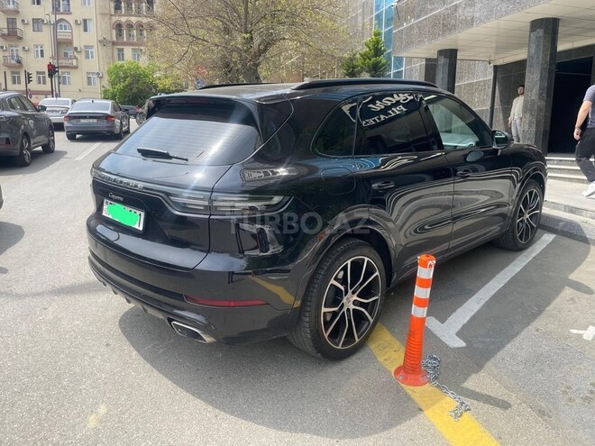 Porsche Cayenne 2019, 150,000 km - 3.0 l - Bakı