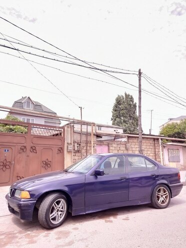BMW 318 1993, 286,000 km - 1.8 l - Bakı