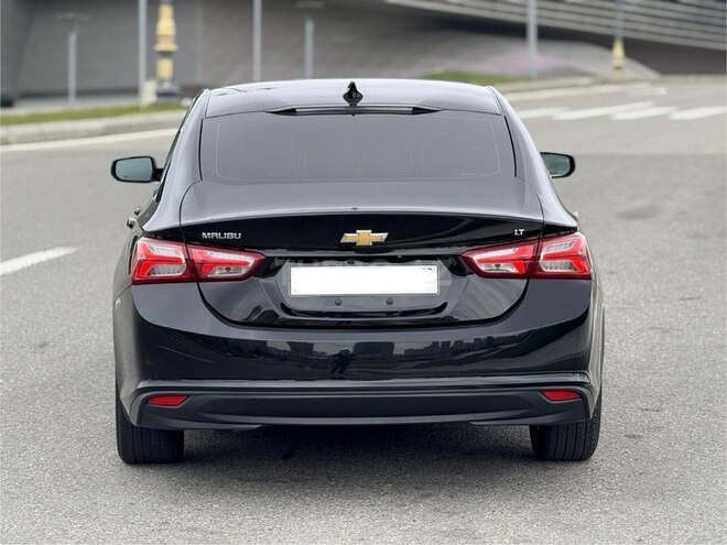 Chevrolet Malibu-7