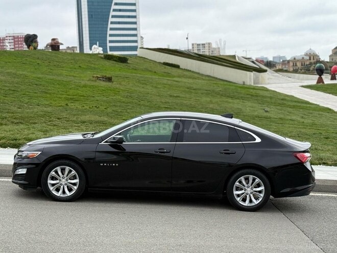 Chevrolet Malibu-9