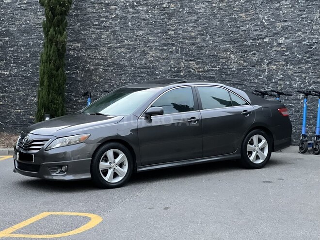 Toyota Camry-7