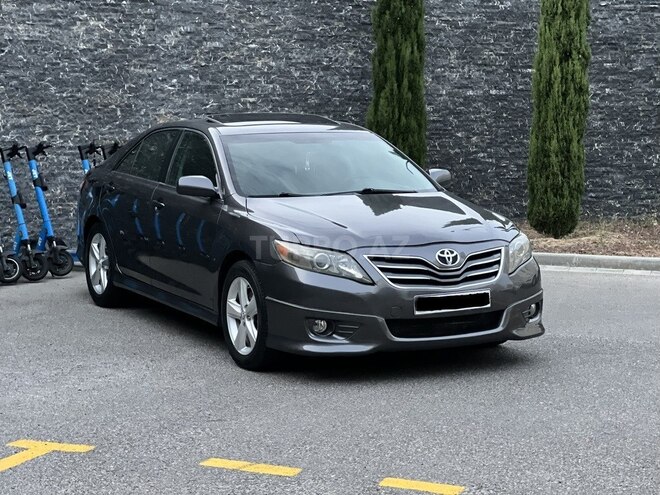 Toyota Camry-4