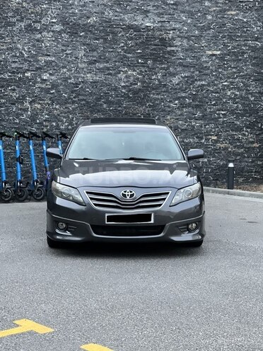 Toyota Camry-3
