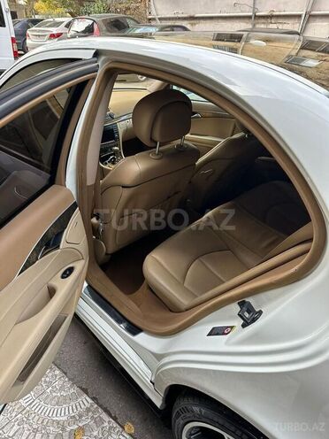 Mercedes E 350 2007, 260,000 km - 3.5 l - Bakı