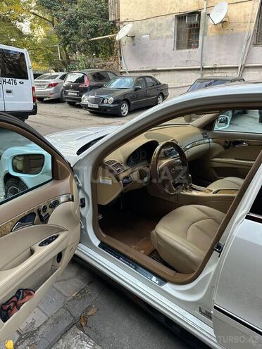 Mercedes E 350 2007, 260,000 km - 3.5 l - Bakı