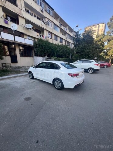 Kia Rio 2017, 222,089 km - 1.6 l - Bakı