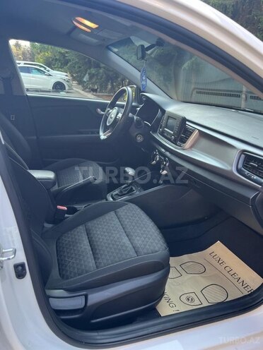 Kia Rio 2017, 222,089 km - 1.6 l - Bakı
