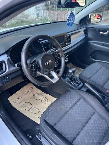 Kia Rio 2017, 222,089 km - 1.6 l - Bakı