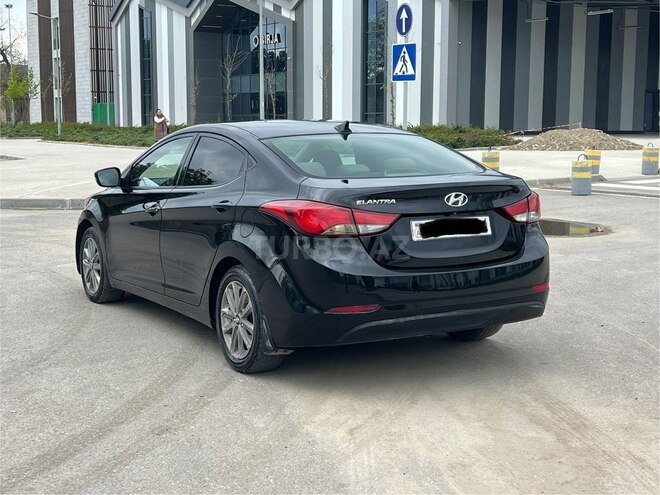 Hyundai Elantra 2014, 210,000 km - 1.8 l - Xudat