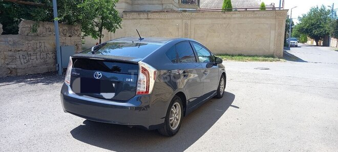 Toyota Prius 2013, 221,000 km - 1.8 л - Gəncə