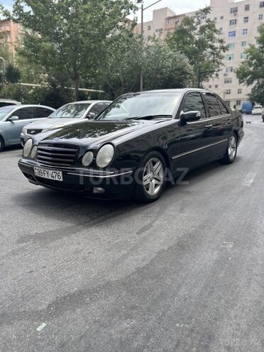 Mercedes E 320 1999, 315,000 km - 3.2 l - Bakı