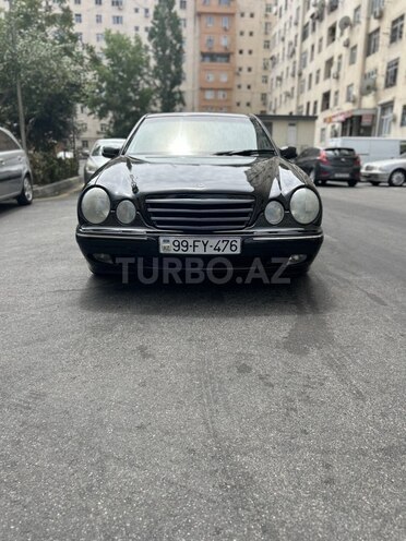 Mercedes E 320 1999, 315,000 km - 3.2 l - Bakı