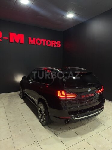 BMW X5-8
