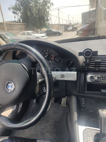 BMW 528 1998, 409,100 km - 2.8 l - Sumqayıt